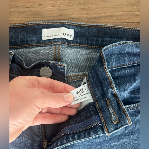 LOFT Modern Skinny Jean (size 28/6) - Picture 3 of 4